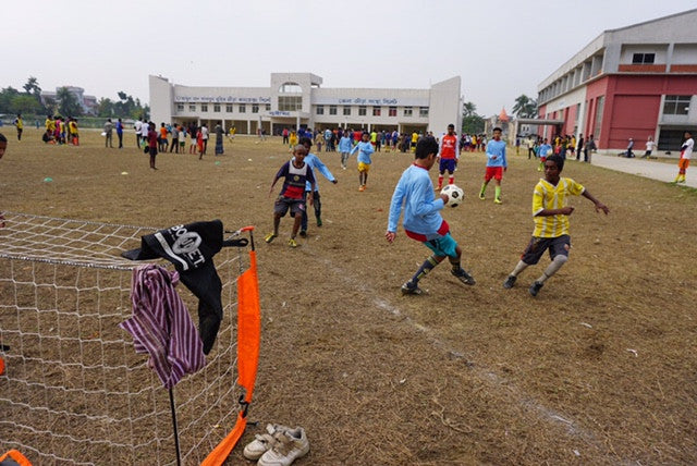 Interview with Tottenham Hotspur coach, Taff Rahman, about the #KitAndBookShareProject